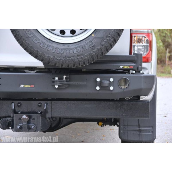 Soporte de rueda trasera Toyota Hilux Vigo (05...