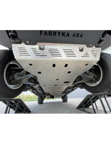 Protección delantera parachoques Toyota Land Cruiser J15 6mm (2009 - 2017) - Fabryka 4x4