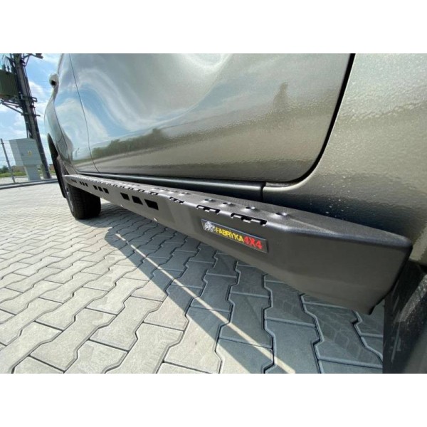 kit of 2 reinforced side steps or rock sliders...