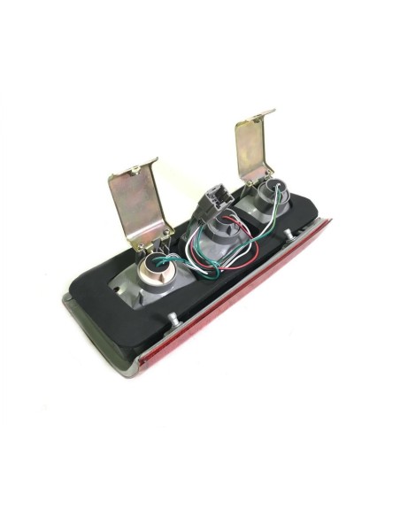 Left / right rear multifunction light for Nissan Patrol Y61 (1997 - 2005) approved.