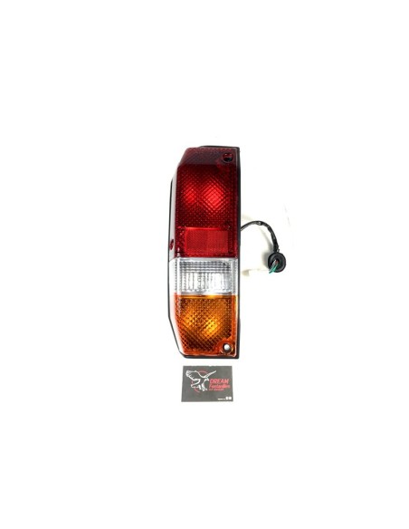 Piloto traseiro multifuncional esquerdo / direito Toyota Land Cruiser J7 Toyota