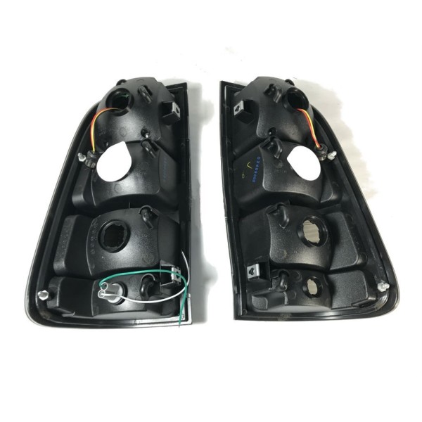 Fari posteriori Toyota Hilux Vigo (fumé)
