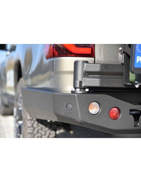 Heckstoßstange aus verstärktem Stahl, Standardlänge, für Toyota Hilux Revo (2020 - ) - Fabryka 4x4
