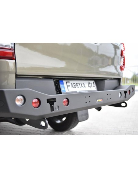 Parachoques arrière en acier renforcé standard Toyota Hilux Revo (2020 - ) - Fabryka 4x4