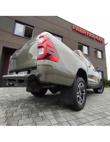 Perfil do para-choques traseiro Toyota Hilux...