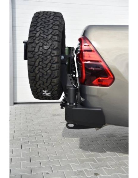 Supporto ruota posteriore Toyota Hilux Revo (2020 - ) - Fabryka 4x4