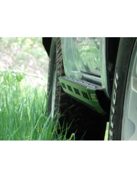 Pedane laterali o sottoporta rinforzati Mitsubishi Montero / Pajero III (3 porte) - Fabryka 4x4