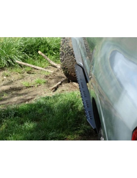 Pedane laterali o sottoporta rinforzati Mitsubishi Montero / Pajero III (3 porte) - Fabryka 4x4