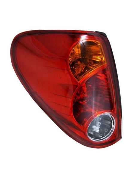 Piloto trasero Mitsubishi L200 (2005 - 2015) 