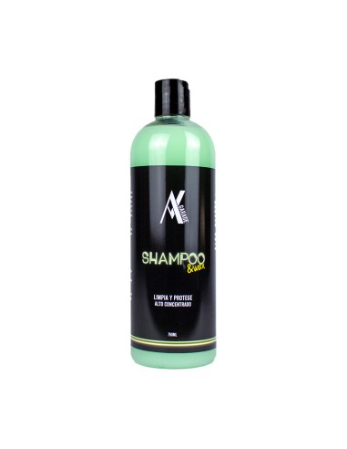Shampoo with wax for car cleaning