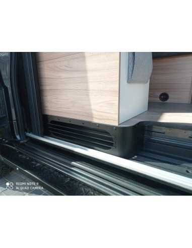 Lower compartment sliding door Mercedes...