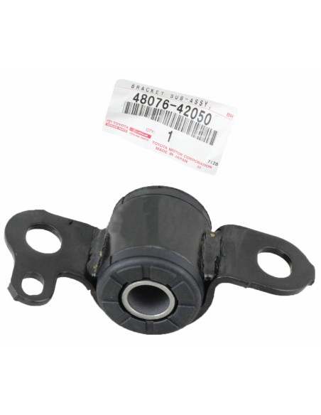 Silentblock braço oscilante inferior esquerdo (parte traseira) Rav4 (1994-2000) - Original Toyota Land Cruiser