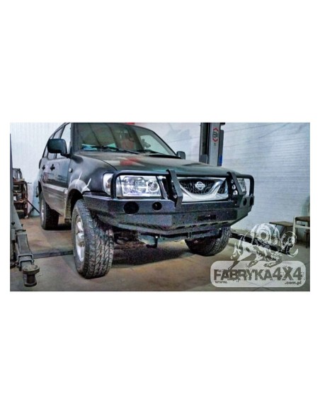 Abnehmbare Bullbar-Stoßstange für Nissan Terrano II (2000 - 2006) - Fabryka 4x4