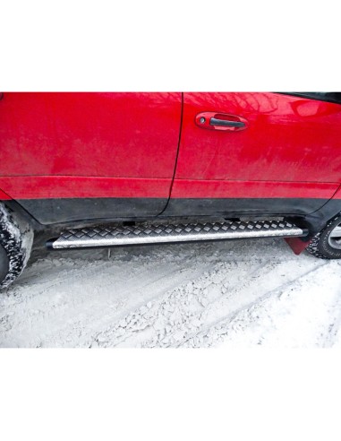 Reinforced side steps or rocker panel guards...
