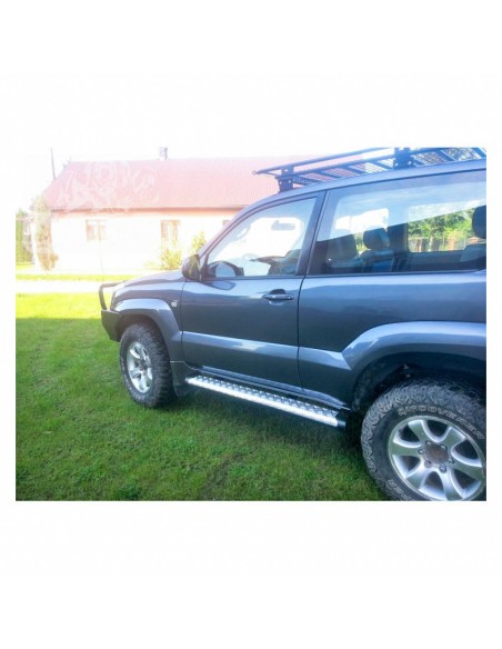 Estribi o rinforzi laterali per Toyota Land Cruiser J12 (3 porte) - Fabryka 4x4