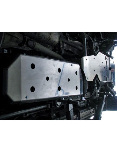 Protección depósito de combustible Toyota Land Cruiser J15 (5 puertas) - Fabryka 4x4