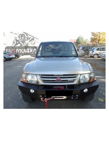 Parachoques delantero de acero reforzado Mitsubishi Montero V60 Mitsubishi - Fabryka 4x4