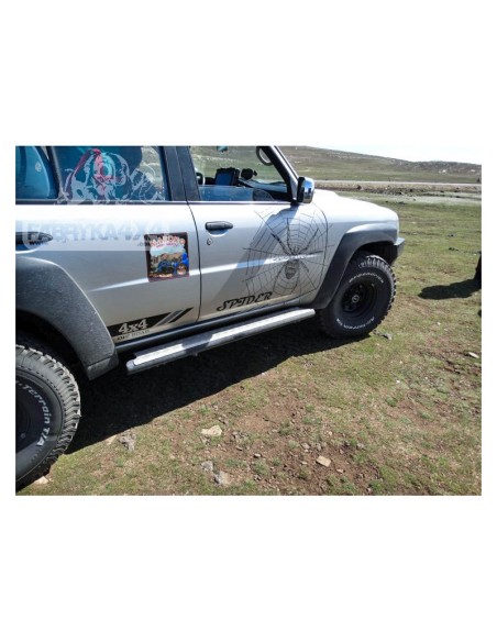 Reinforced footrests or side steps for Nissan Patrol GR Y61 - GU4 (5 doors) - Fabryka 4x4
