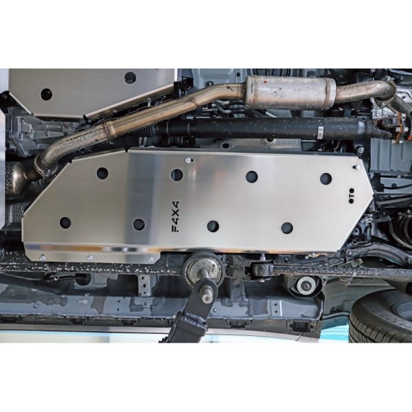 Schutz für 6mm Tank Toyota Land Cruiser J250...