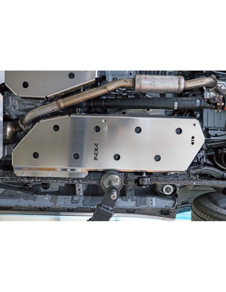 Protección depósito de 6mm Toyota Land Cruiser J250 (2024-) - Fabryka 4x4
