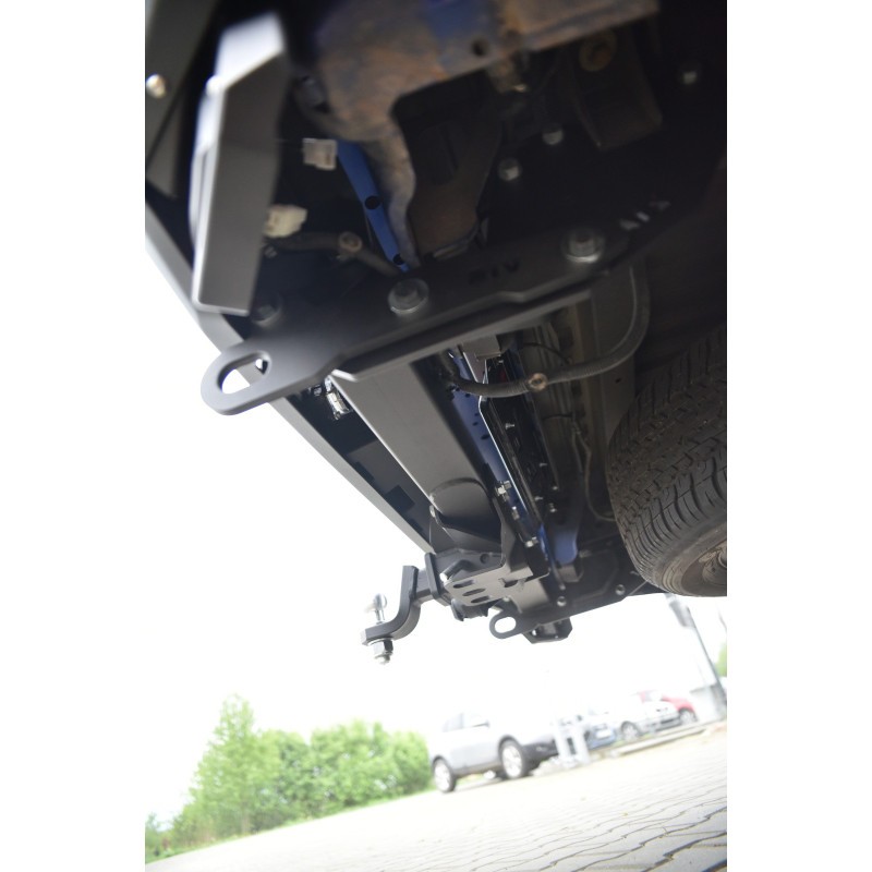 Para-choque traseiro de aço reforçado com barra de reboque para engate de reboque original Isuzu D-Max (2020 - ) - Fabryka 4x4