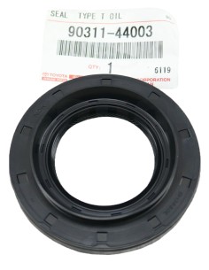 Transmission case seal, Left side for Toyota Rav4 -...