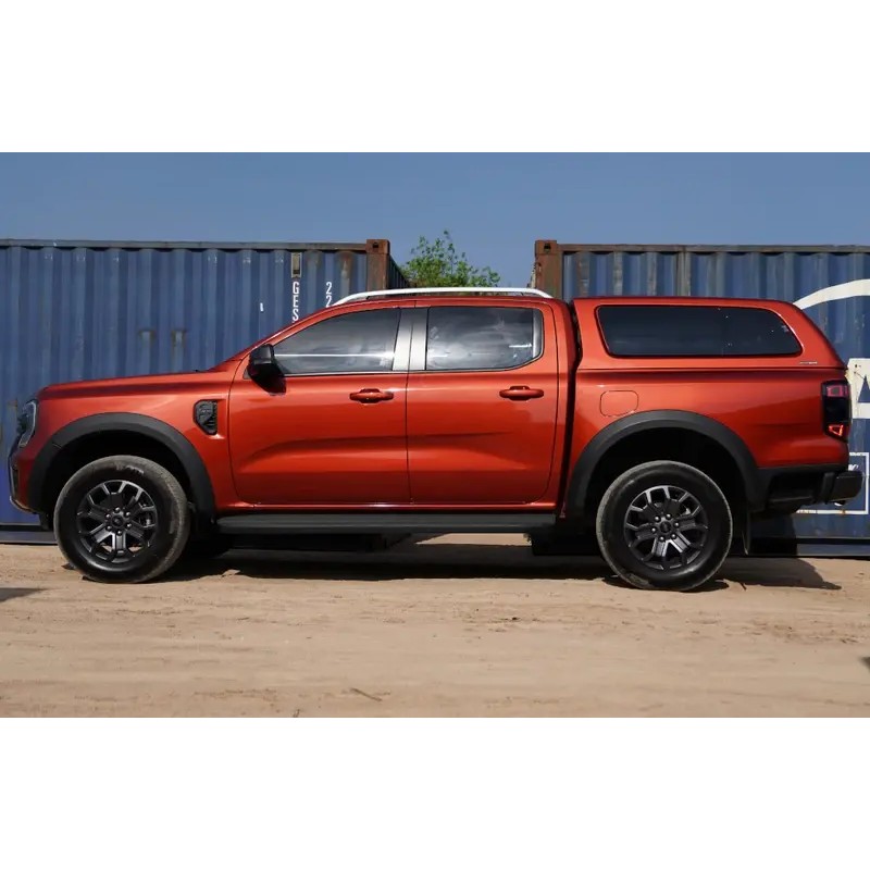 Kit de Estribos Laterales para Ford Ranger Doble Cabina (2023 - ) - Aeroklas