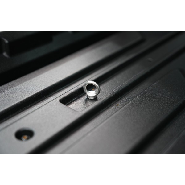 Cargo separator with Aeroklas rails for Ford...