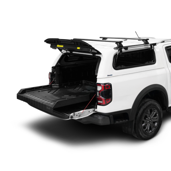 Cargo separator with Aeroklas rails for Ford...