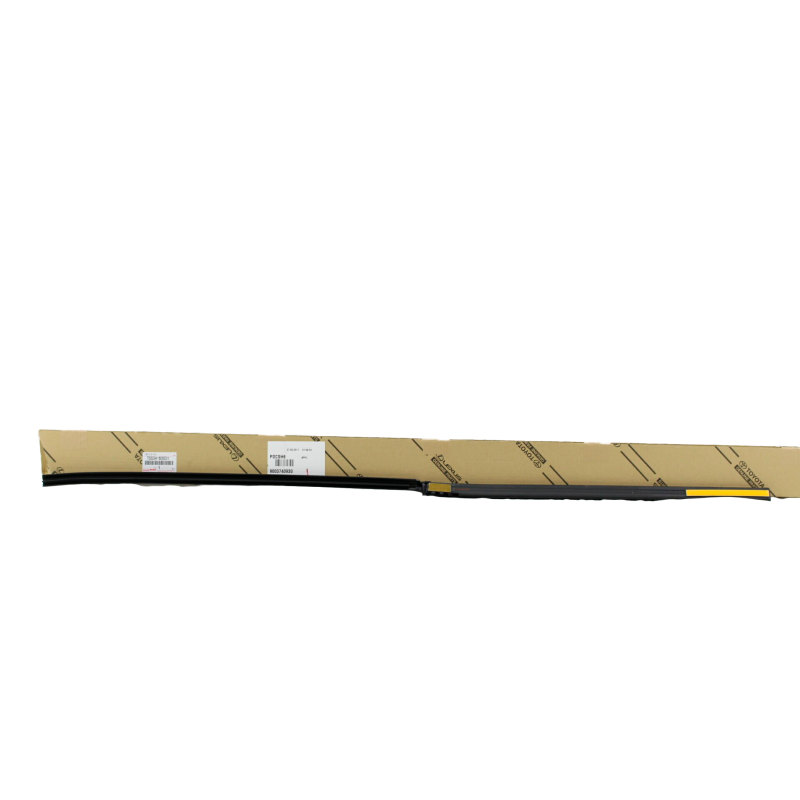 Left exterior trim for Toyota Land Cruiser J12 (5 doors) - Original Toyota Land Cruiser