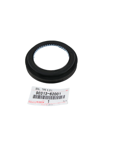Rear hub oil seal outer side, for Toyota Land Cruiser J10...