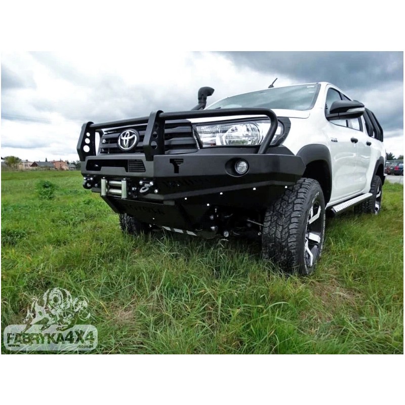 Bullbar para-choque dianteiro de aço reforçado Toyota Hilux Revo (2016 - 2019) - Fabryka 4x4
