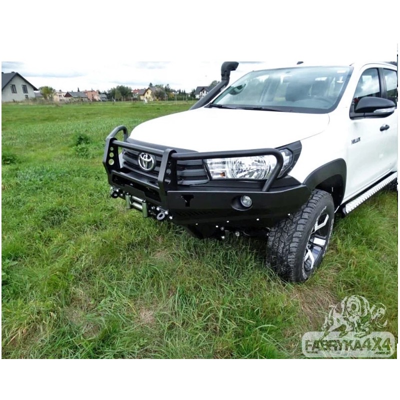 Pare-chocs avant en acier renforcé Bullbar Toyota Hilux Revo (2016 - 2019) - Fabryka 4x4
