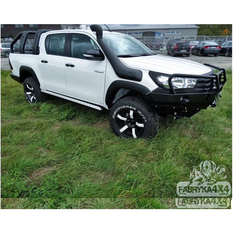 Bullbar para-choque dianteiro de aço reforçado Toyota Hilux Revo (2016 - 2019) - Fabryka 4x4