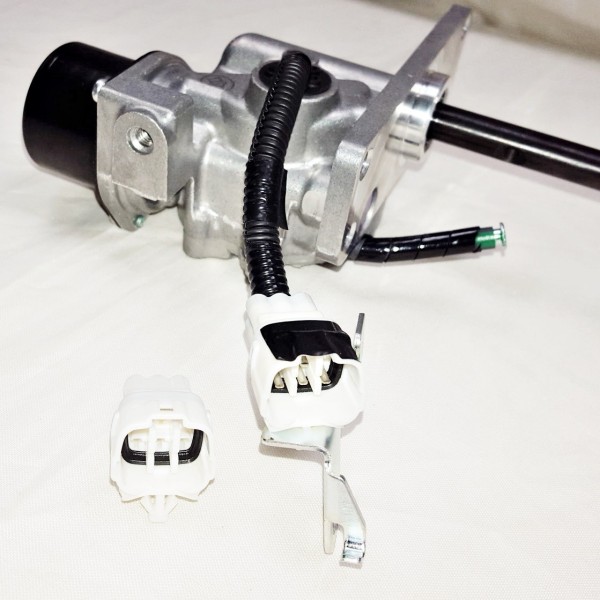 CONECTOR MOTOR BLOQUEO TRASERO J-8