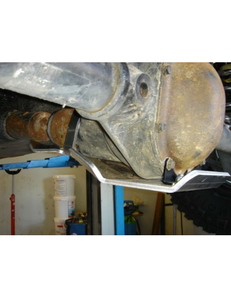 PROTECCION TRASERA JEEP JK