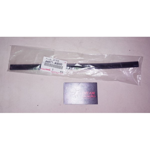 GOMA GUIA CRISTAL DERECHO TRASERO J-8