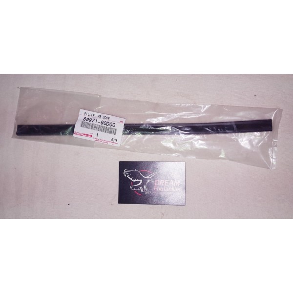 GOMA GUIA CRISTAL DERECHO TRASERO J-8